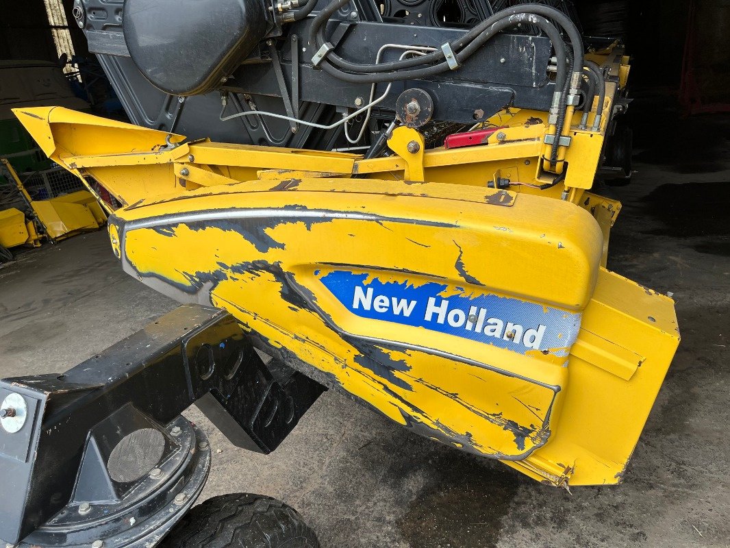 Mähdrescher a típus New Holland CR 9070, Gebrauchtmaschine ekkor: Ebersbach (Kép 21)