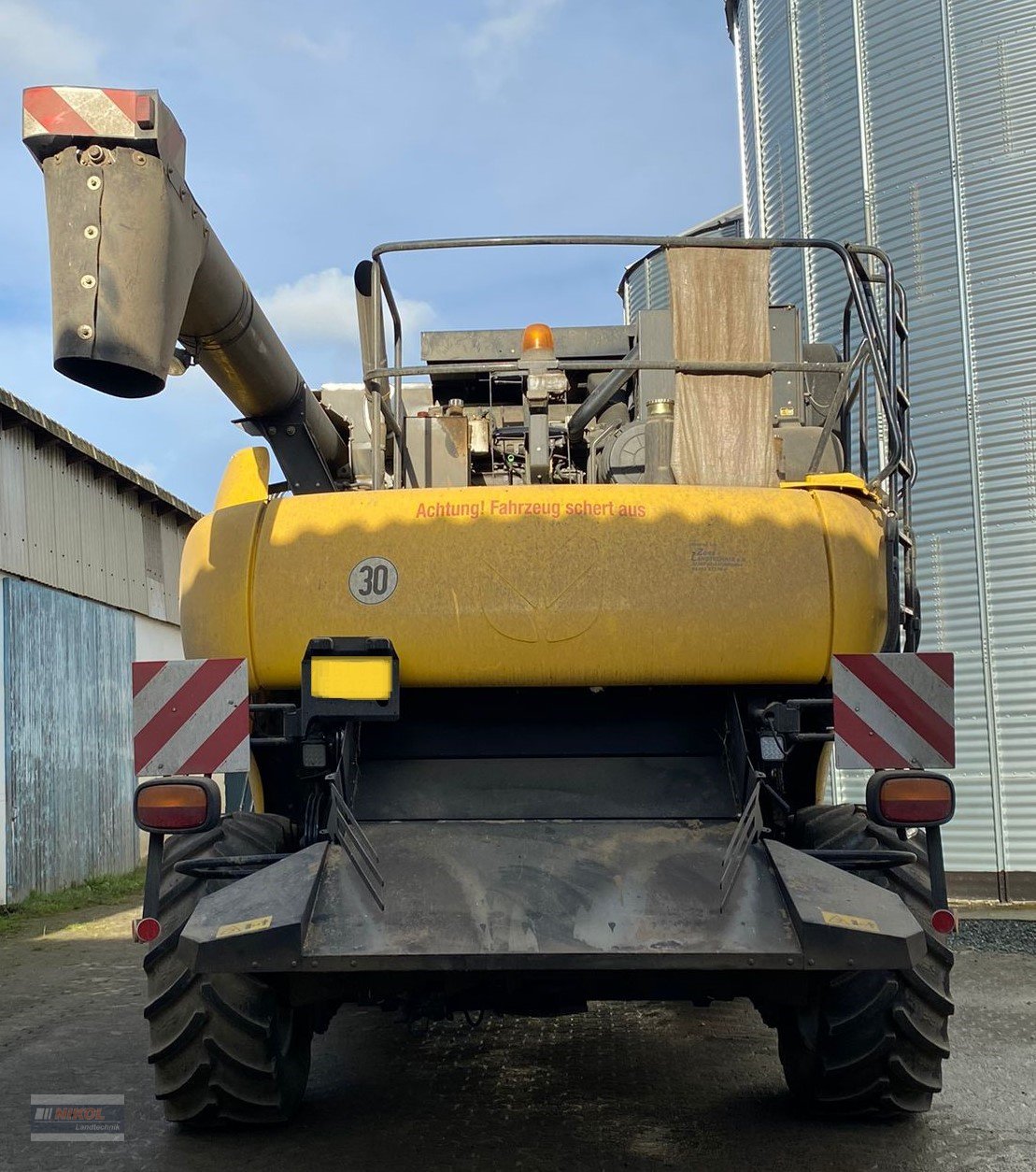 Mähdrescher tip New Holland CR 9070, Gebrauchtmaschine in Lichtenfels (Poză 3)