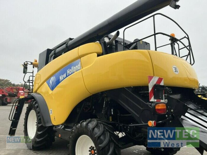 Mähdrescher des Typs New Holland CR 9080, Gebrauchtmaschine in Syke-Heiligenfelde (Bild 9)