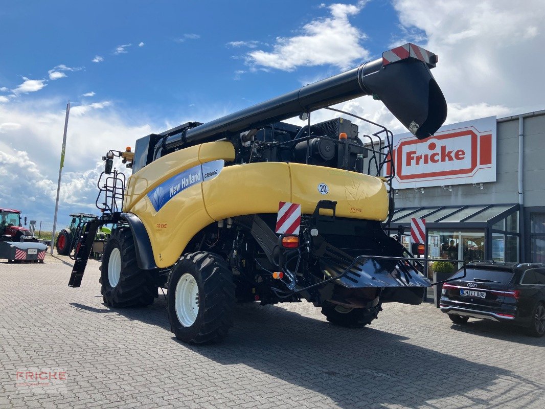 Mähdrescher typu New Holland CR 9090 Allrad, Gebrauchtmaschine v Demmin (Obrázok 15)