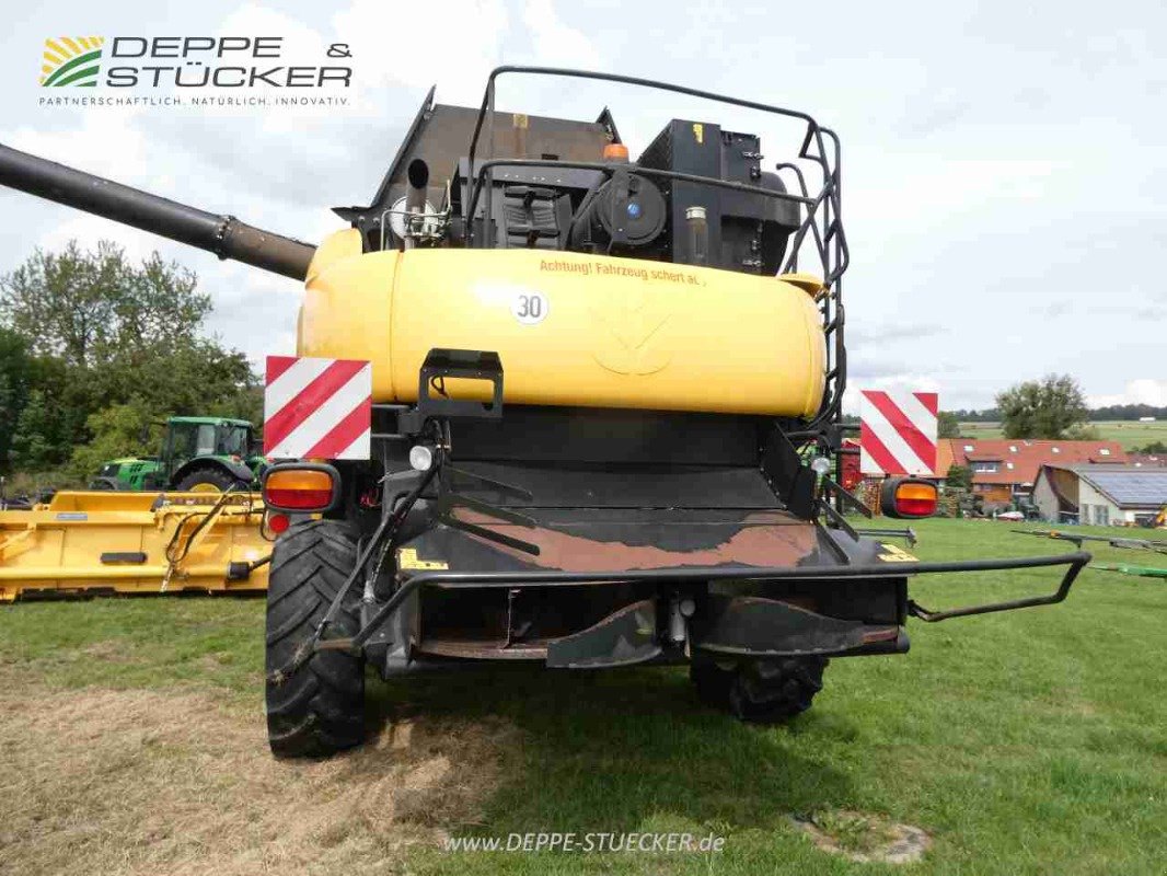 Mähdrescher van het type New Holland CR 9090 Elevation, Gebrauchtmaschine in Lauterberg/Barbis (Foto 7)