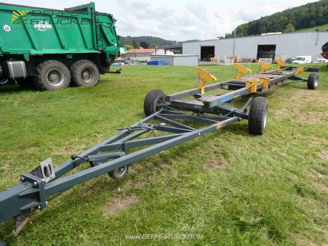 Mähdrescher van het type New Holland CR 9090 Elevation, Gebrauchtmaschine in Lauterberg/Barbis (Foto 12)