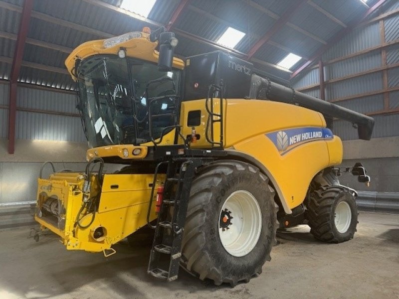 Mähdrescher del tipo New Holland CR 9090 Evo, Gebrauchtmaschine en Sakskøbing (Imagen 1)