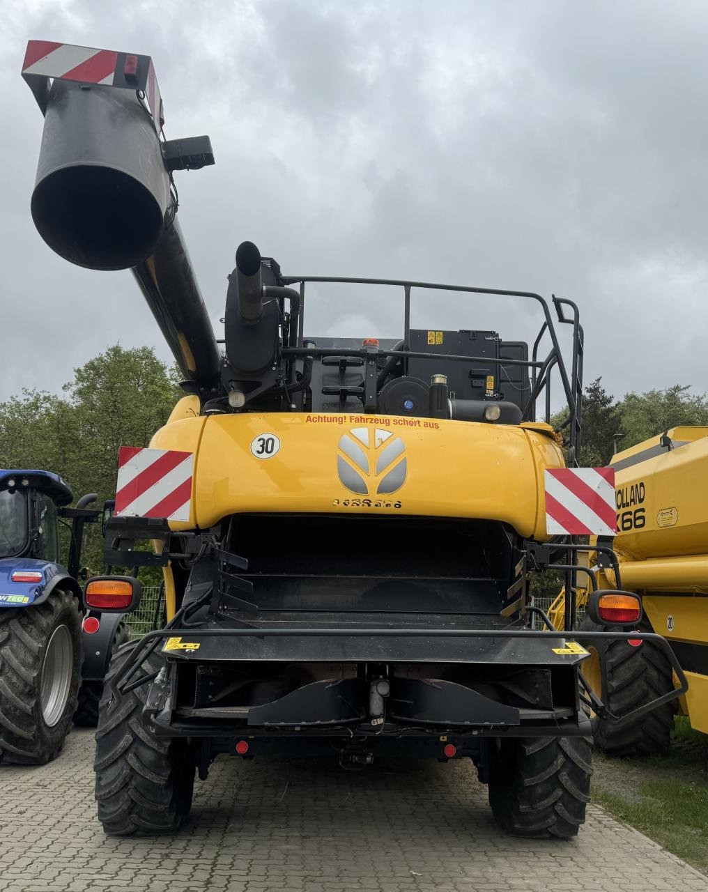 Mähdrescher del tipo New Holland CR 9.80 SCR, Gebrauchtmaschine en Könnern (Imagen 8)