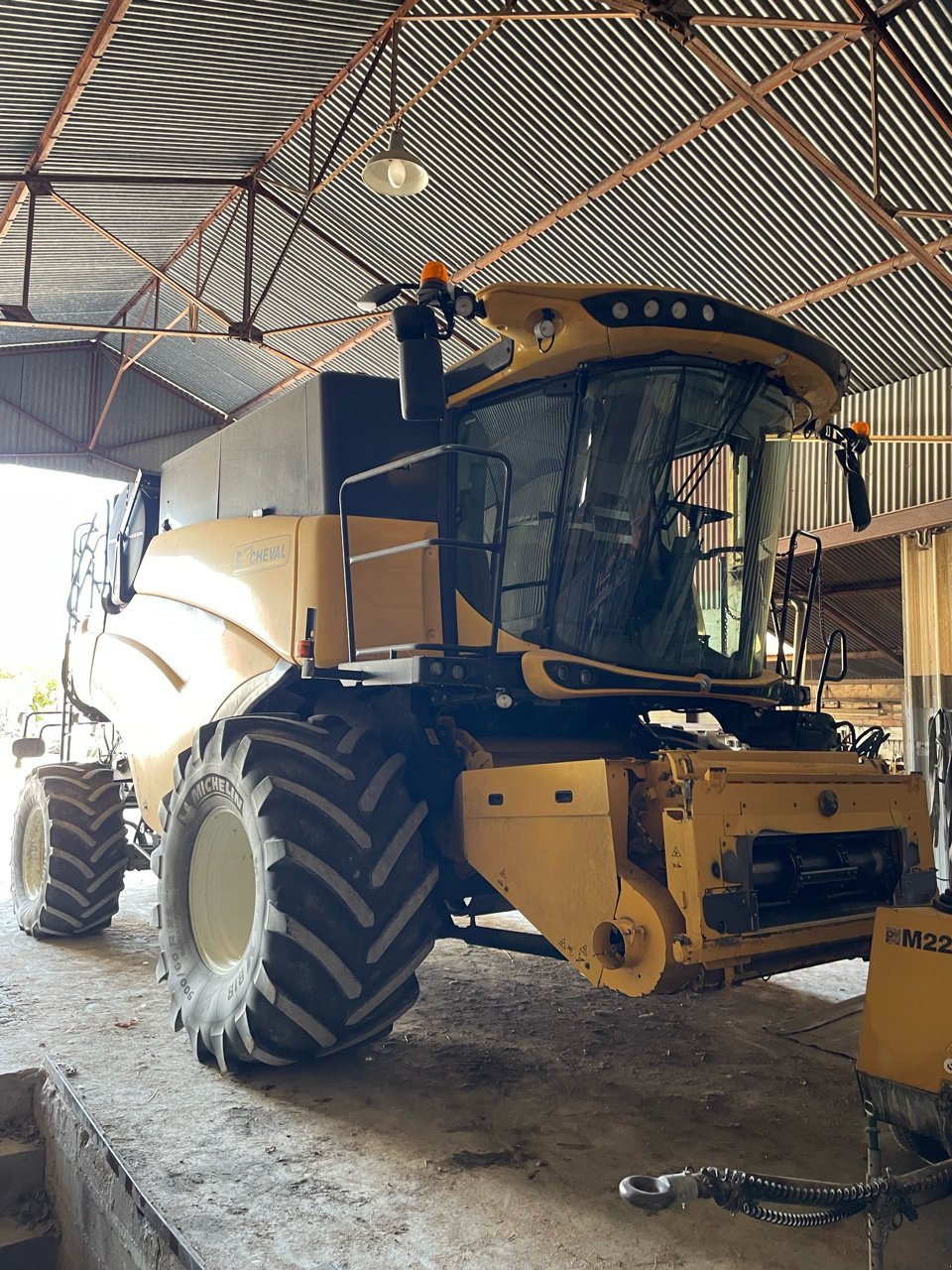 Mähdrescher van het type New Holland CR 9.80, Gebrauchtmaschine in Marolles (Foto 1)