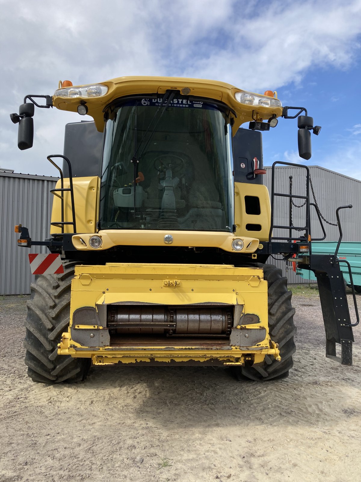 Mähdrescher van het type New Holland CR 980, Gebrauchtmaschine in CINTHEAUX (Foto 1)