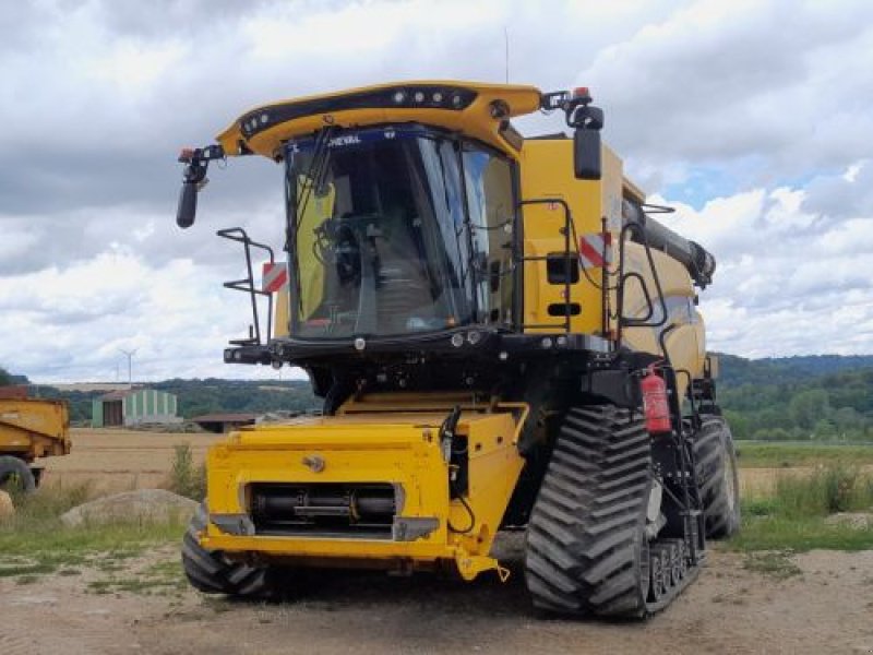 Mähdrescher типа New Holland CR 9.90, Gebrauchtmaschine в VELAINES (Фотография 7)