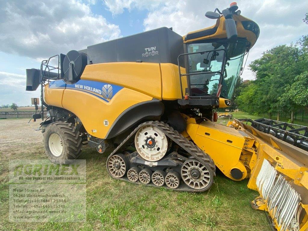 Mähdrescher tip New Holland CR 9.90, Gebrauchtmaschine in Weißenschirmbach (Poză 3)