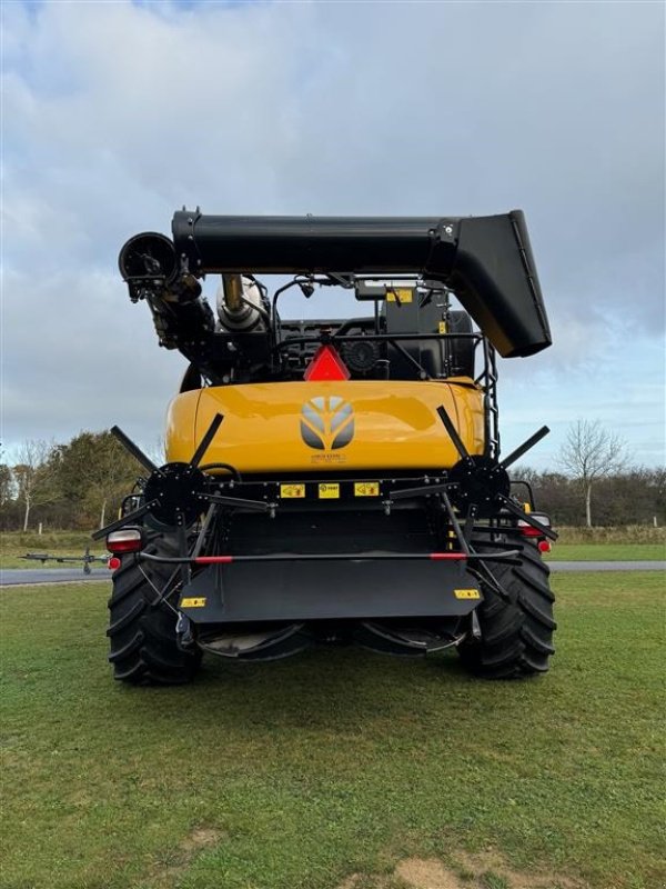 Mähdrescher tip New Holland CR10.90 34" Traks 4WD, Gebrauchtmaschine in Holstebro (Poză 5)