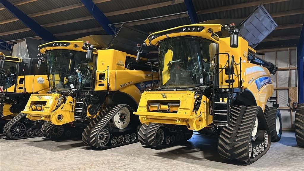 Mähdrescher del tipo New Holland CR10.90 SLH + 41” VarioFeed HD/MacDon FD2, Gebrauchtmaschine en Gjerlev J. (Imagen 2)