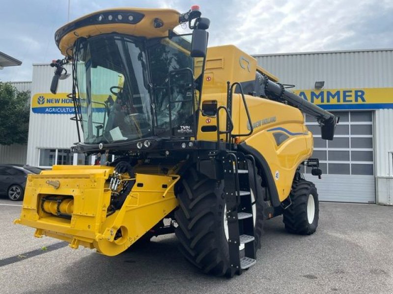 Mähdrescher typu New Holland CR8.80 Revelation, Gebrauchtmaschine v Burgkirchen (Obrázok 1)