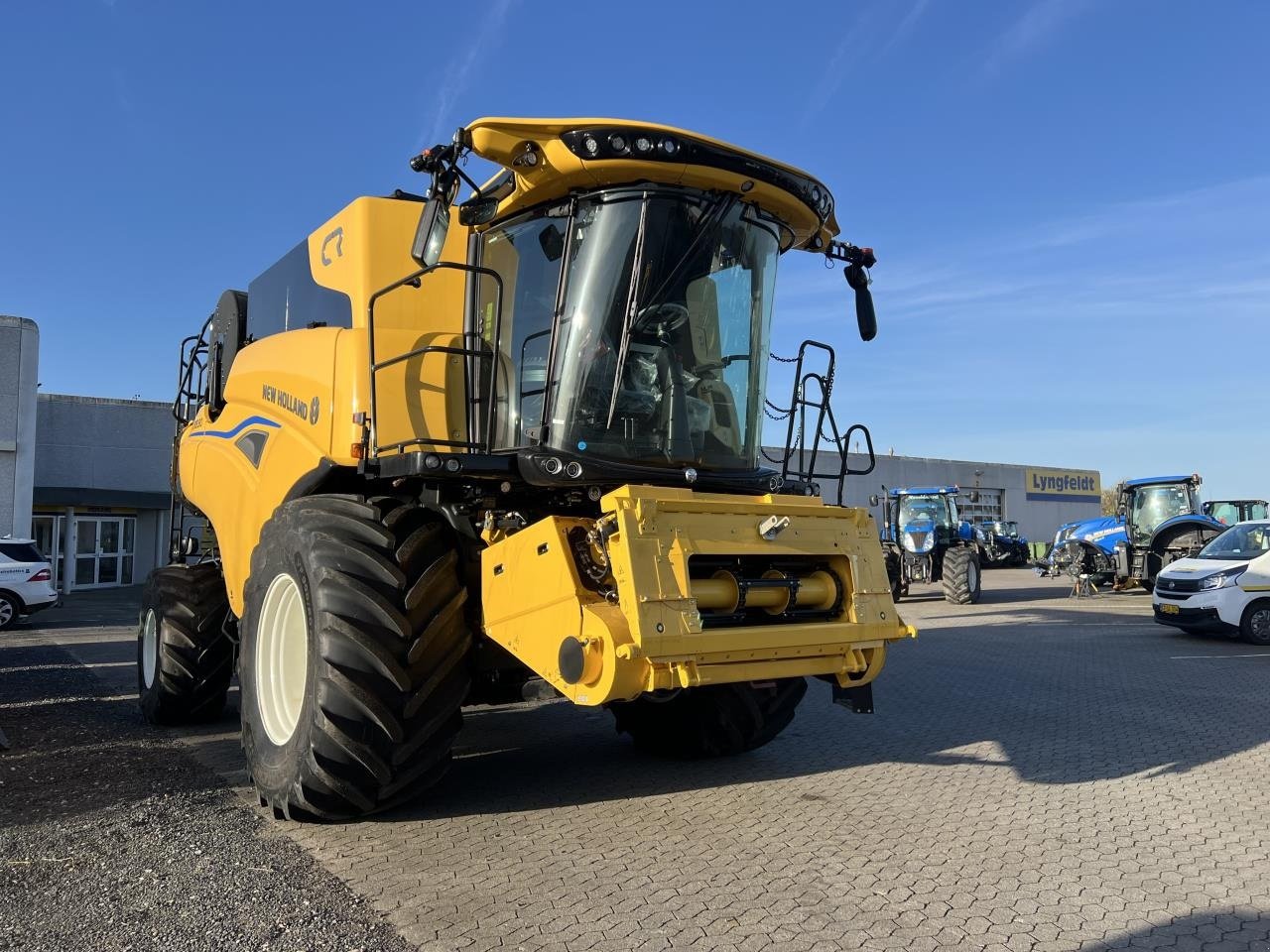 Mähdrescher del tipo New Holland CR8.90 ST5 EMEA 14.5, Gebrauchtmaschine en Hadsten (Imagen 2)