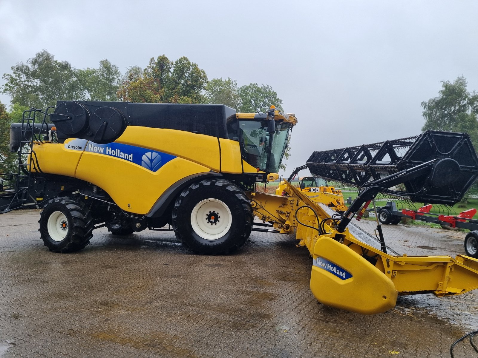 Mähdrescher des Typs New Holland CR9090 SLH, Gebrauchtmaschine in Thisted (Bild 4)