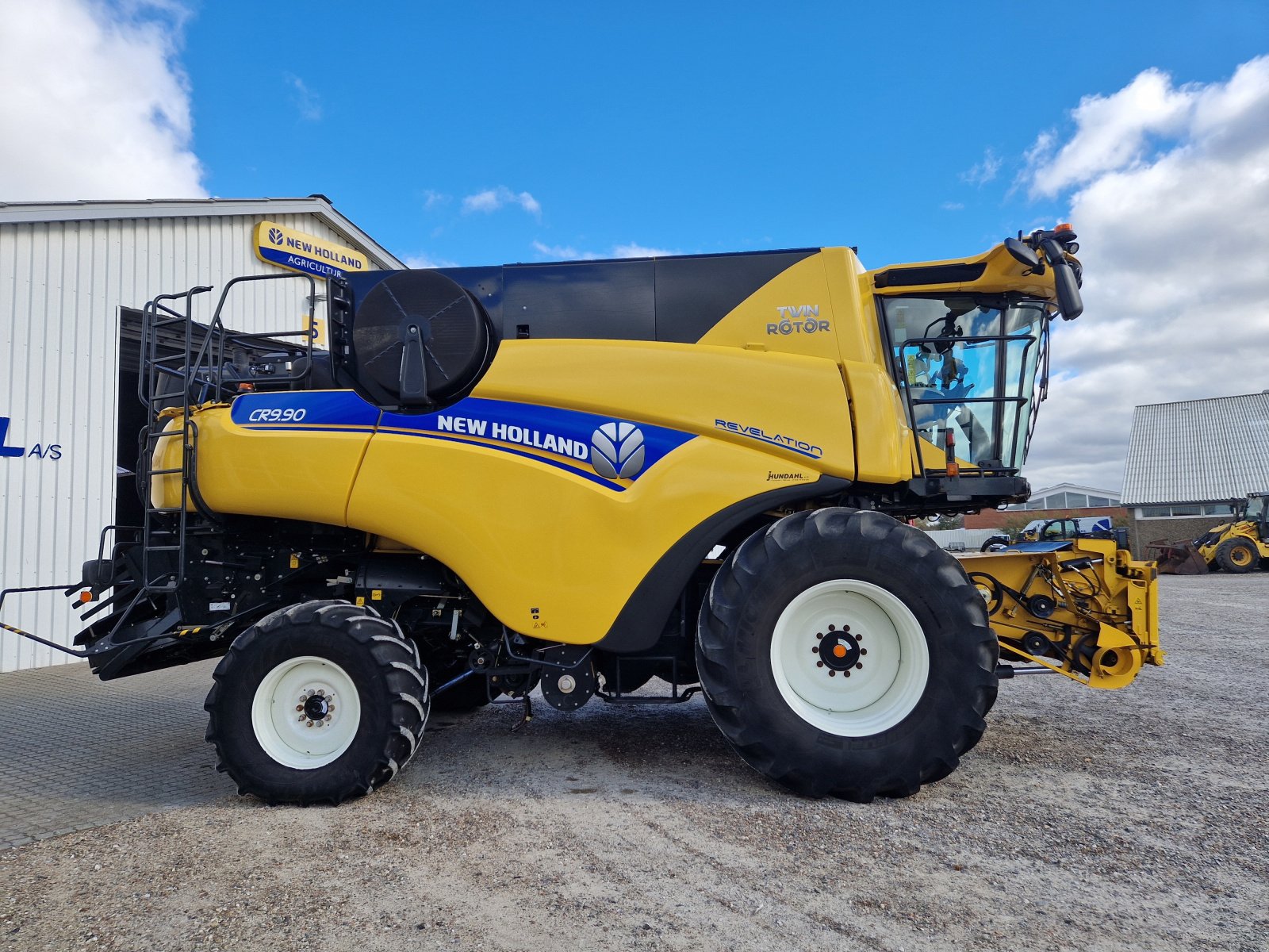 Mähdrescher van het type New Holland CR9.90 SLH, Gebrauchtmaschine in Thisted (Foto 4)