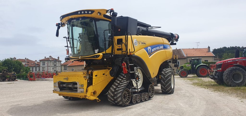 Mähdrescher Türe ait New Holland CR9.90 smart Trax, Gebrauchtmaschine içinde Lérouville (resim 3)