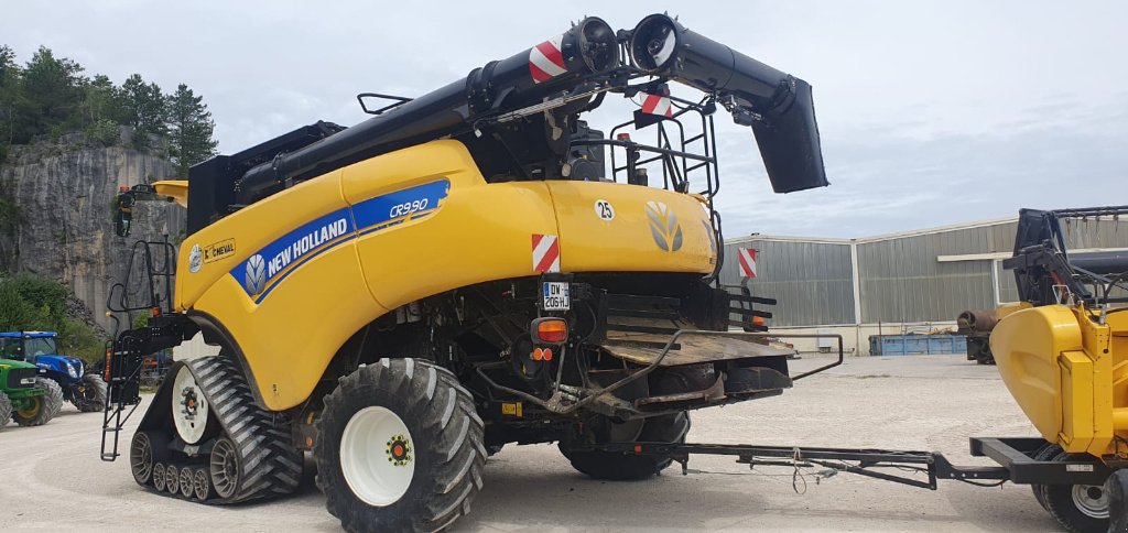 Mähdrescher Türe ait New Holland CR9.90 smart Trax, Gebrauchtmaschine içinde Lérouville (resim 5)