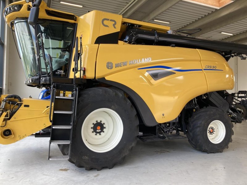 Mähdrescher tipa New Holland CR9.90 ST5, Gebrauchtmaschine u Herning (Slika 1)