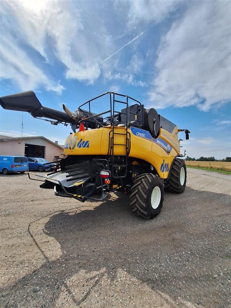 Mähdrescher del tipo New Holland CR9.90 ST.V Med 35 fod VarioFeed bord, Gebrauchtmaschine en Maribo (Imagen 3)