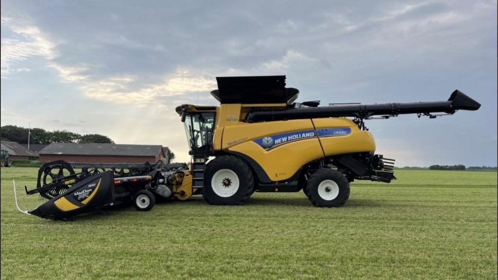 Mähdrescher du type New Holland CR9.90 ST.V, Gebrauchtmaschine en Holstebro (Photo 2)