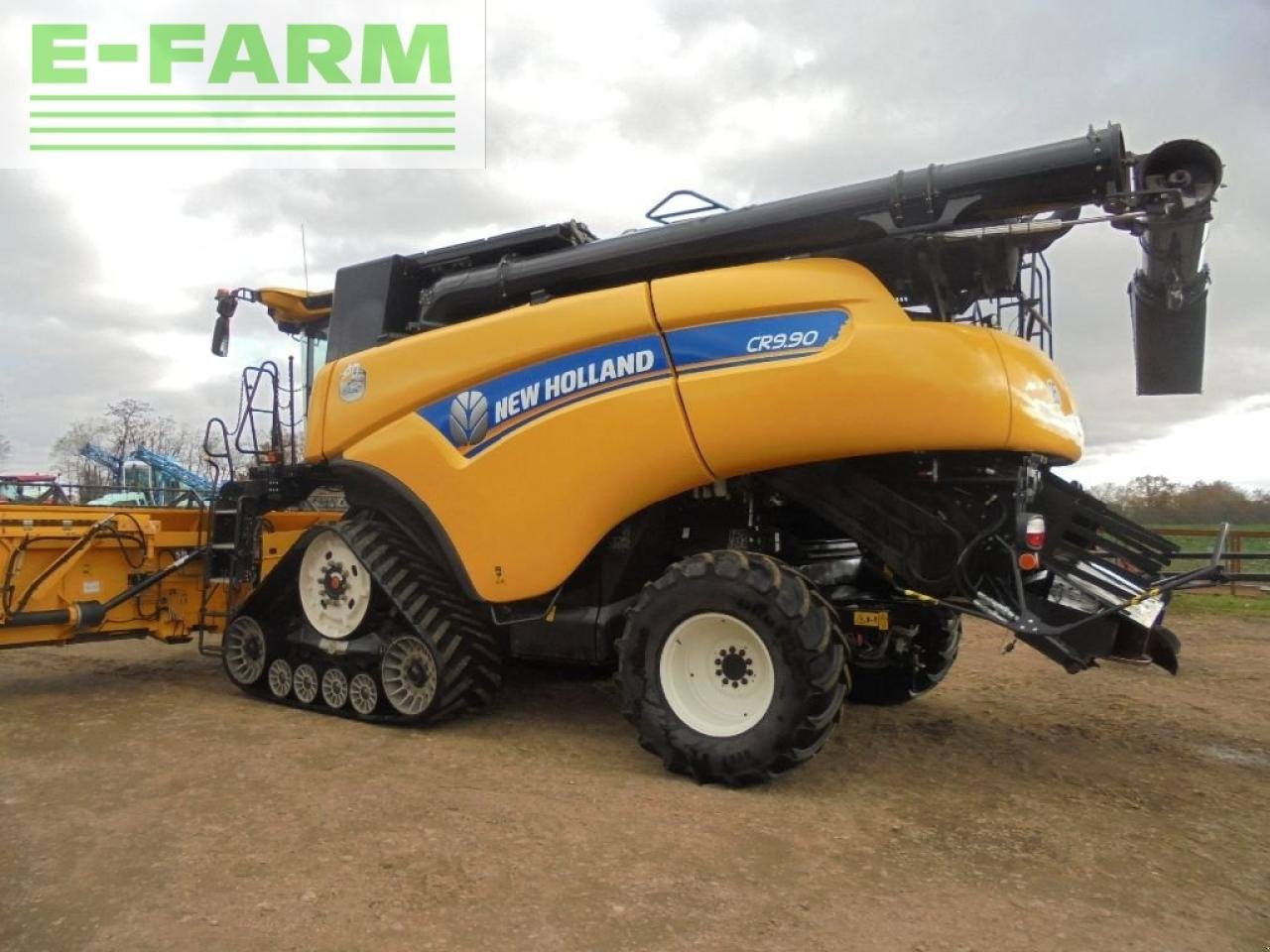 Mähdrescher типа New Holland cr9.90, Gebrauchtmaschine в Authon (Фотография 3)