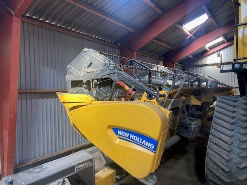 Mähdrescher del tipo New Holland CR9.90.T4B TRACK ZED, Gebrauchtmaschine en Thisted (Imagen 3)