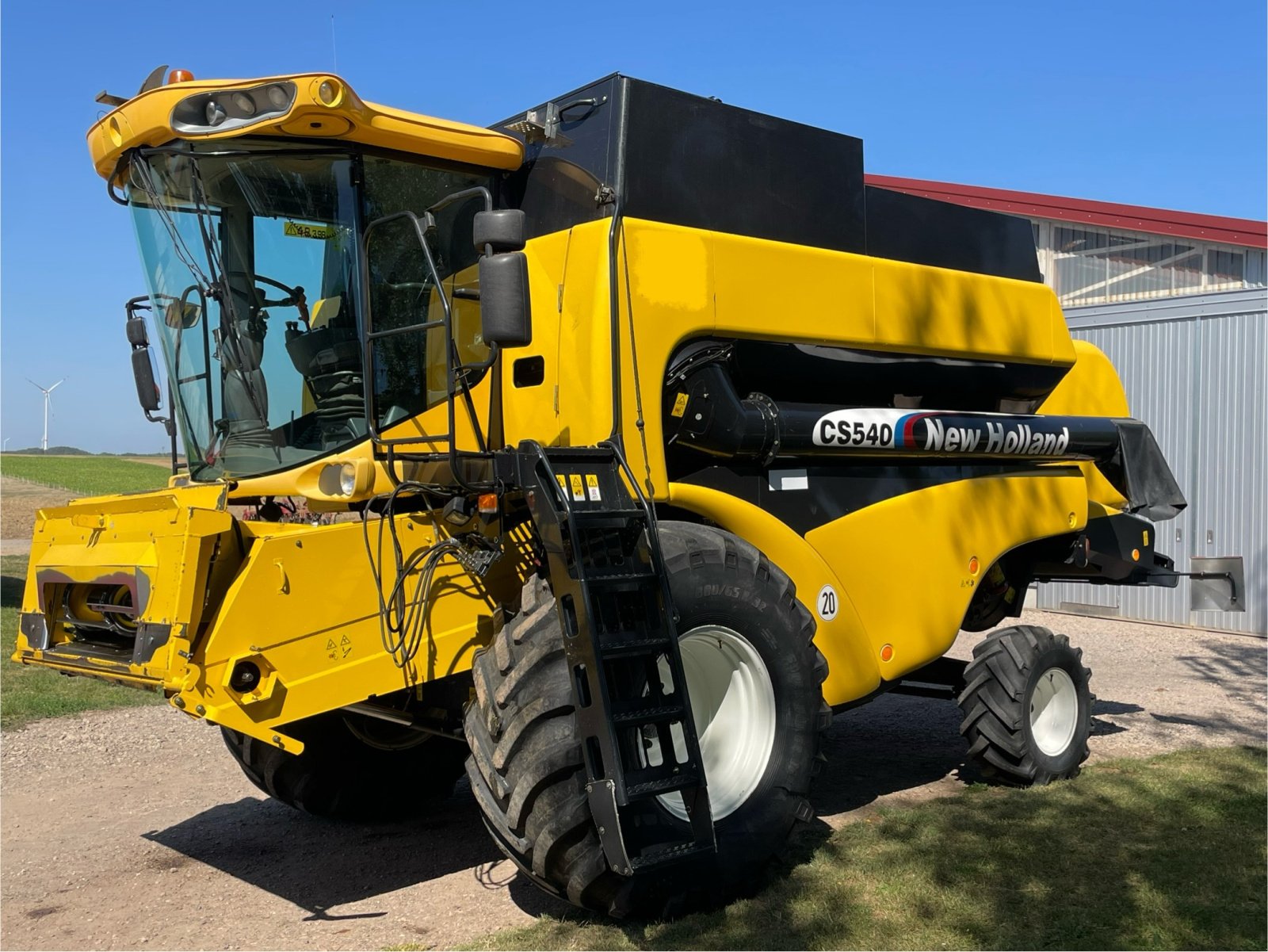 Mähdrescher van het type New Holland CS 520, Gebrauchtmaschine in Ilbesheim (Foto 1)