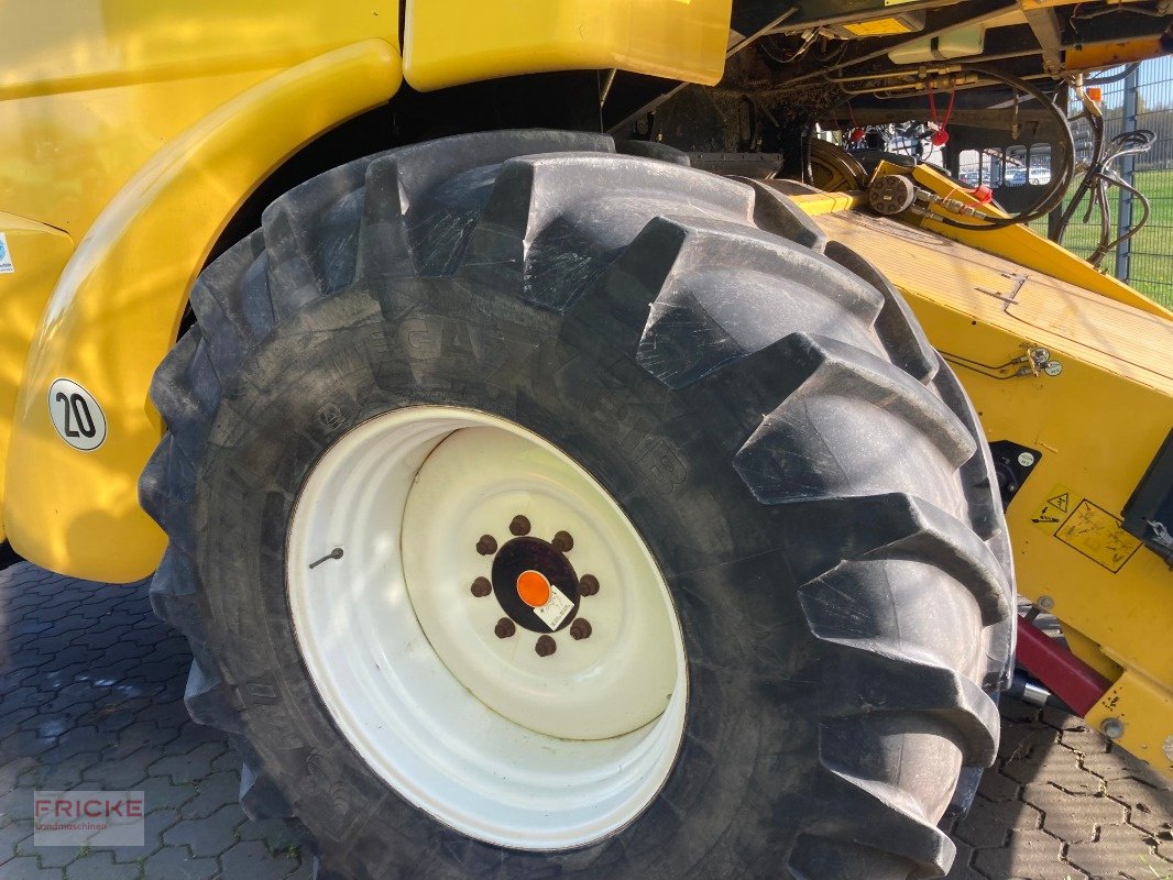 Mähdrescher van het type New Holland CS 540, Gebrauchtmaschine in Bockel - Gyhum (Foto 4)