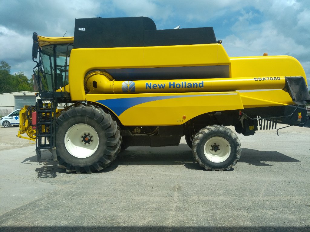 Mähdrescher του τύπου New Holland CSX 7050, Gebrauchtmaschine σε Lérouville (Φωτογραφία 10)