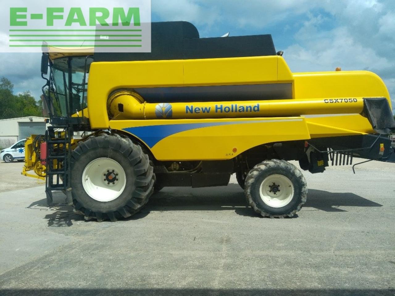 Mähdrescher tip New Holland csx 7050, Gebrauchtmaschine in CHAUVONCOURT (Poză 10)