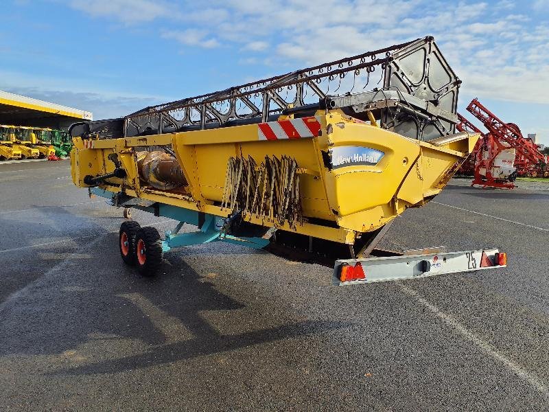 Mähdrescher typu New Holland CSX7080, Gebrauchtmaschine v ANTIGNY (Obrázek 3)