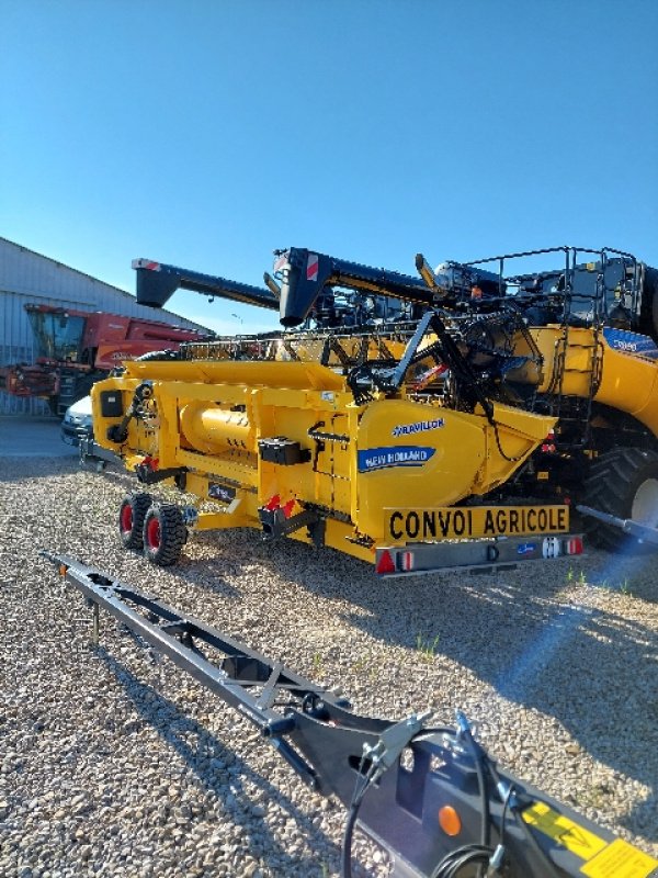 Mähdrescher van het type New Holland CX 5,80, Gebrauchtmaschine in VERT TOULON (Foto 9)