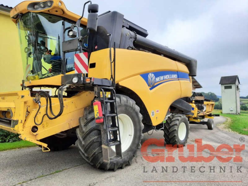 Mähdrescher des Typs New Holland CX 5080, Gebrauchtmaschine in Ampfing