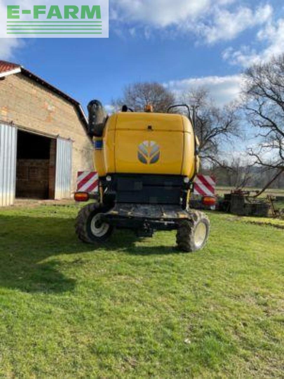 Mähdrescher van het type New Holland cx 5090, Gebrauchtmaschine in MONFERRAN (Foto 5)