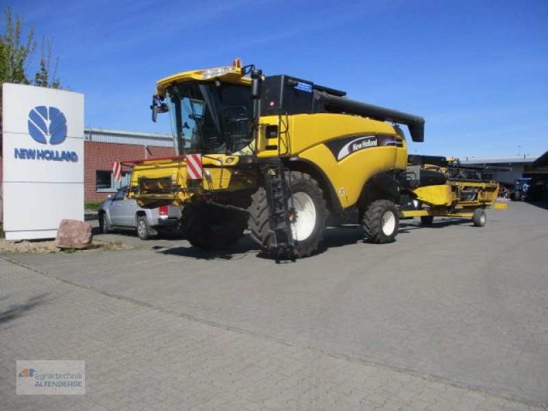 Mähdrescher typu New Holland CX 740, Gebrauchtmaschine w Altenberge (Zdjęcie 2)