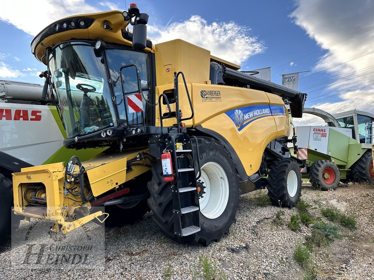 Mähdrescher du type New Holland CX 7.90, Gebrauchtmaschine en Stephanshart (Photo 17)