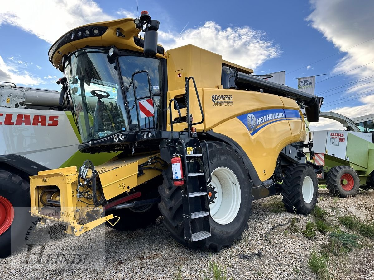 Mähdrescher du type New Holland CX 7.90, Gebrauchtmaschine en Stephanshart (Photo 19)