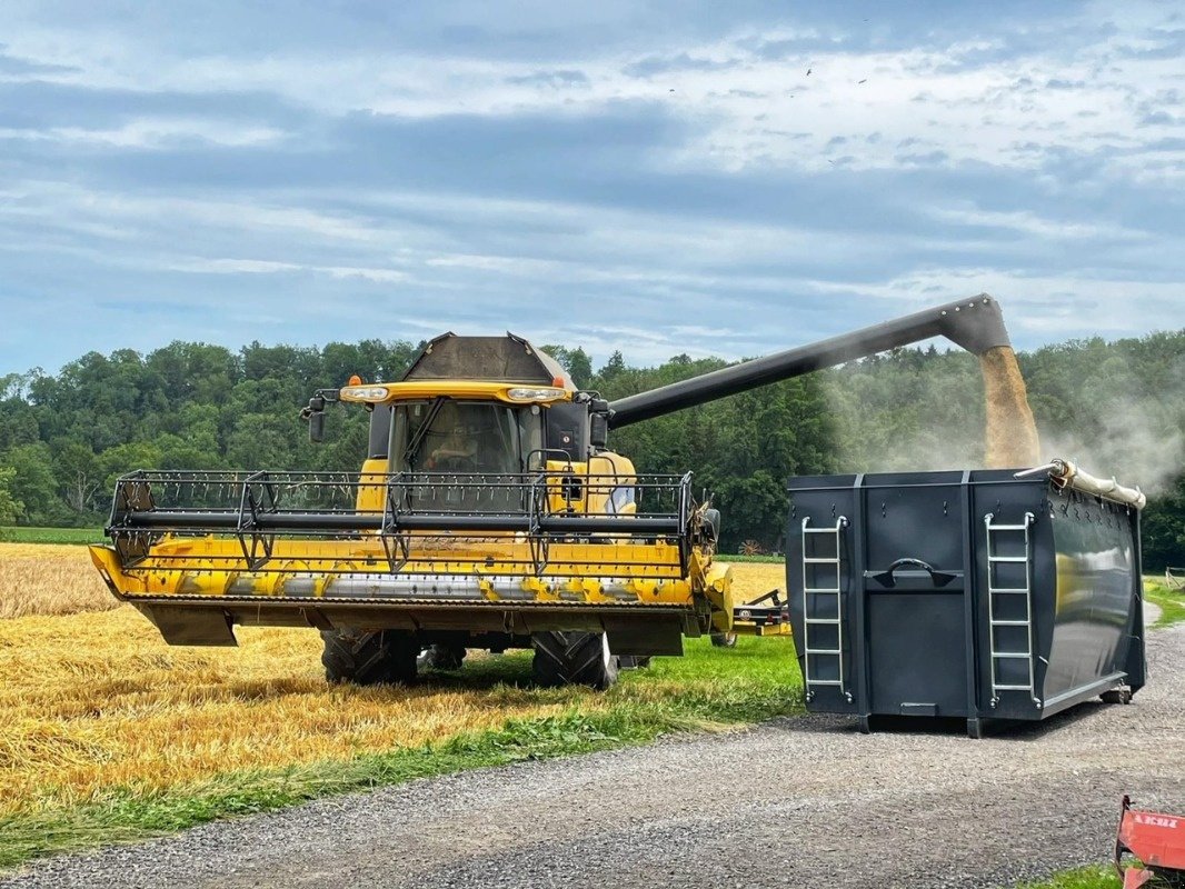 Mähdrescher du type New Holland CX 8050 Siebkastenhangausgleich! CH Maschine, Gebrauchtmaschine en Schutterzell (Photo 2)