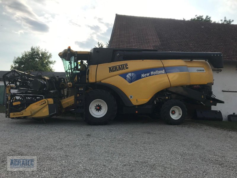 Mähdrescher tip New Holland CX 8050, Gebrauchtmaschine in Ergolding (Poză 1)