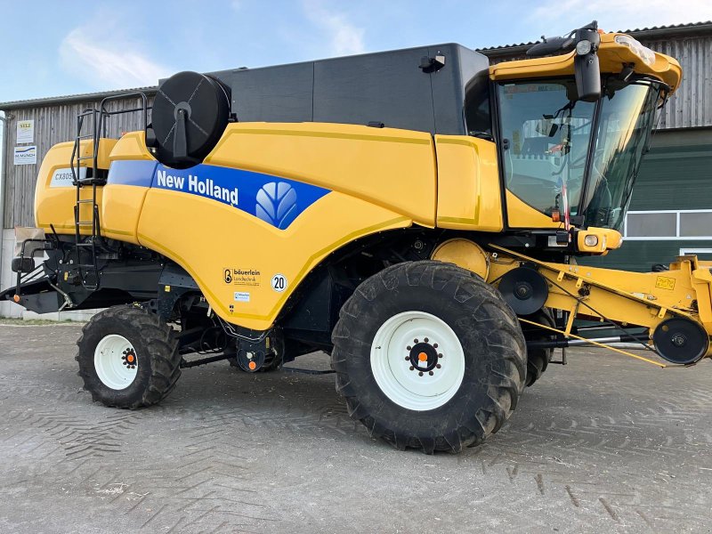 Mähdrescher du type New Holland CX 8050, Gebrauchtmaschine en Rugendorf (Photo 1)