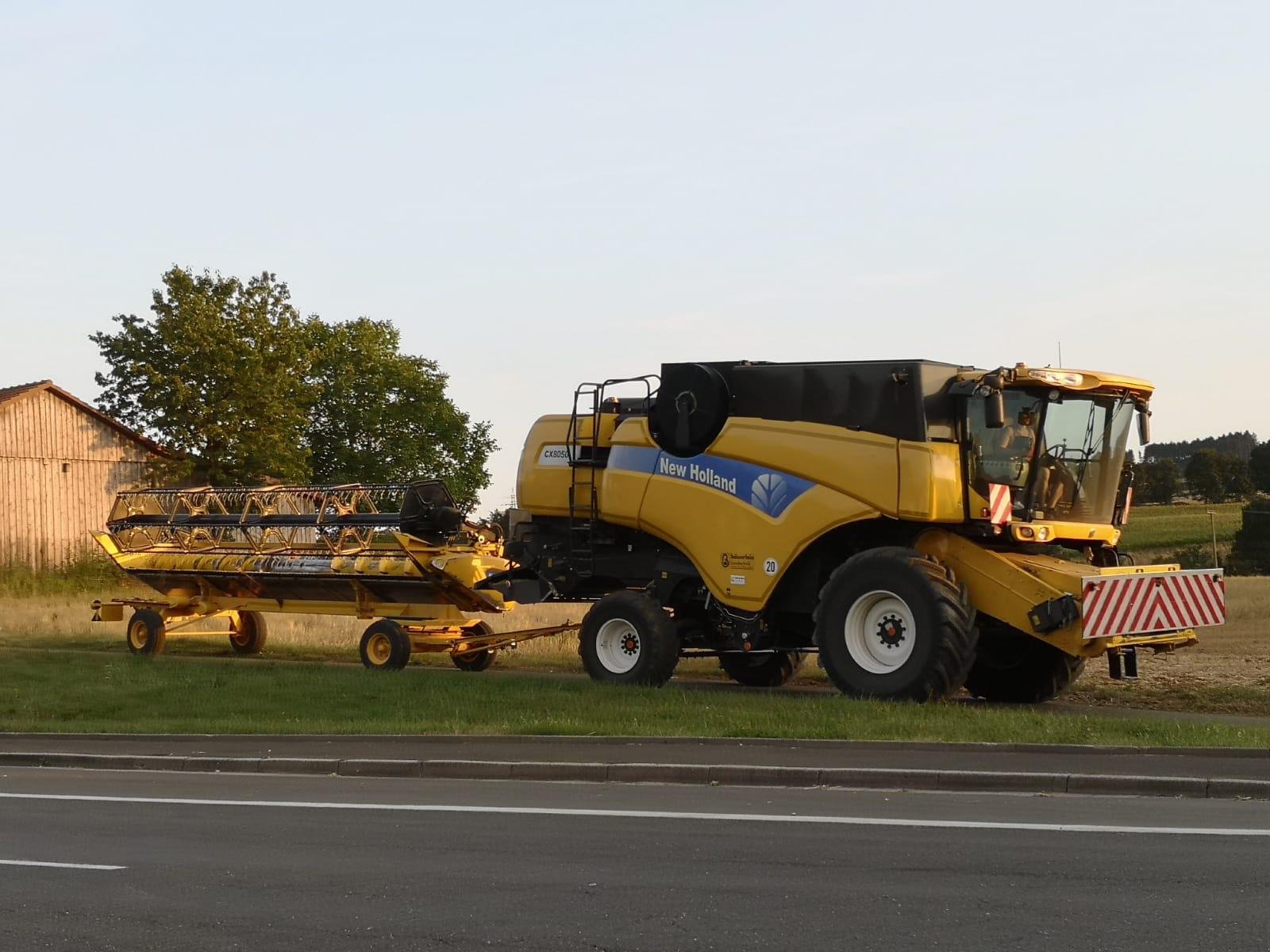 Mähdrescher za tip New Holland CX 8050, Gebrauchtmaschine u Rugendorf (Slika 4)