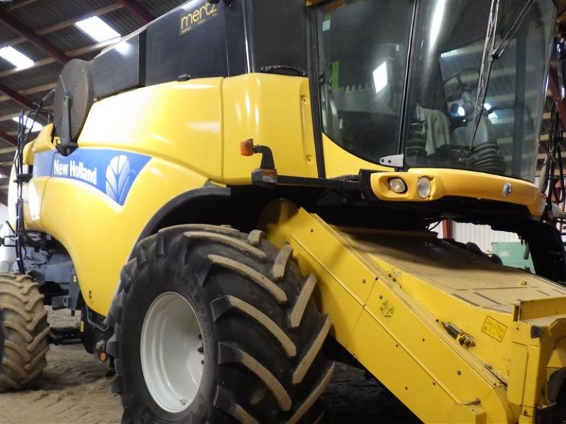 Mähdrescher a típus New Holland CX 8060 SLH  24 fod 900 Dæk + avnespreder 2099 Høsttimer, Gebrauchtmaschine ekkor: Ringsted (Kép 1)