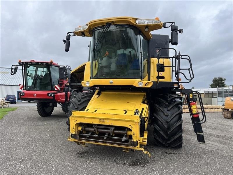 Mähdrescher от тип New Holland CX 8080 FSH 30" vario, Gebrauchtmaschine в Ringe (Снимка 2)