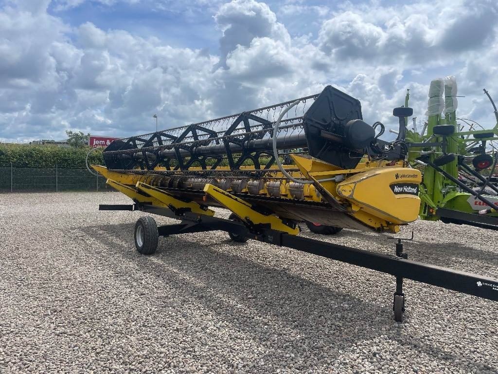 Mähdrescher tip New Holland CX 8080, Gebrauchtmaschine in Ribe (Poză 2)