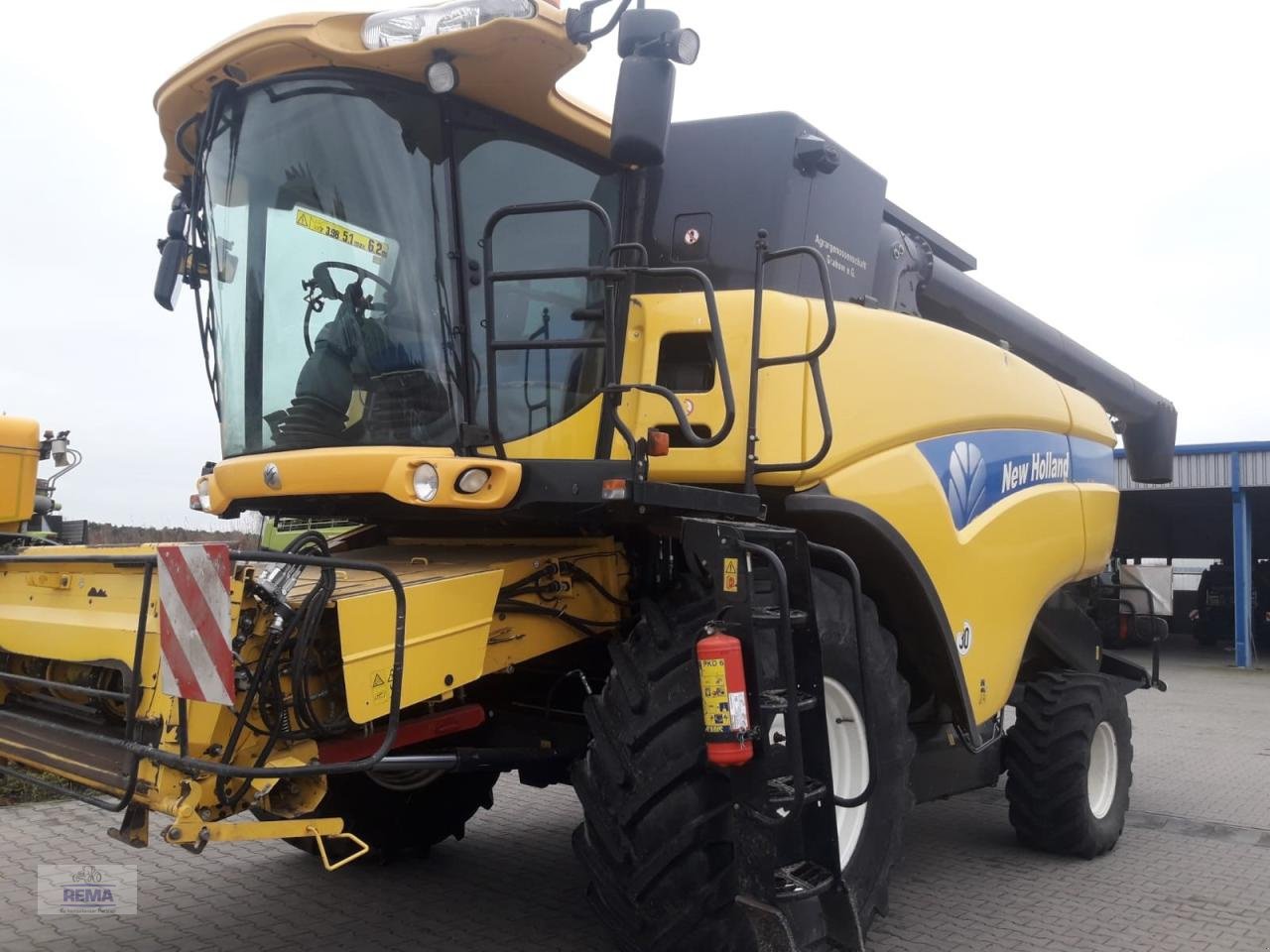 Mähdrescher Türe ait New Holland CX 8080, Gebrauchtmaschine içinde Belzig-Schwanebeck (resim 2)