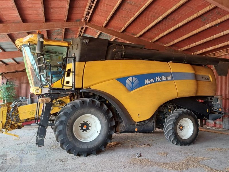 Mähdrescher van het type New Holland CX 8080, Gebrauchtmaschine in Pragsdorf