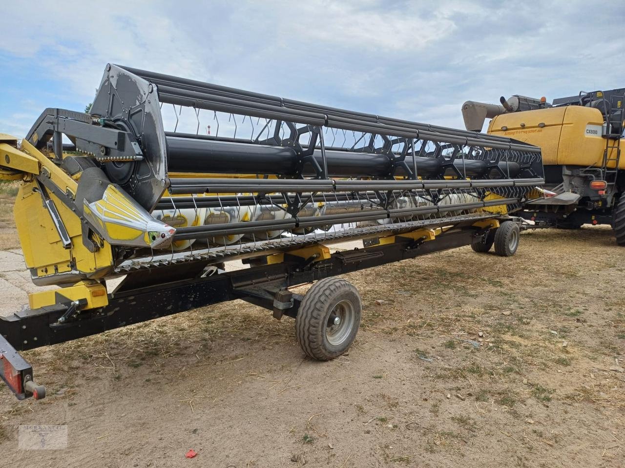 Mähdrescher van het type New Holland CX 8080, Gebrauchtmaschine in Pragsdorf (Foto 16)