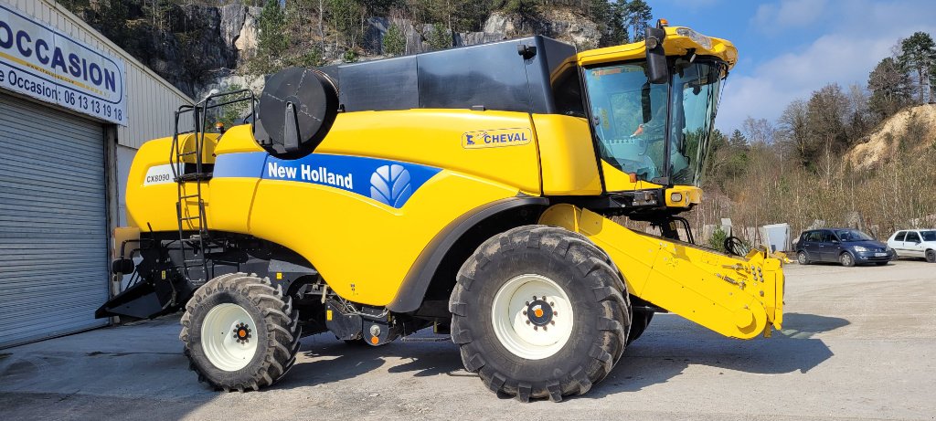 Mähdrescher del tipo New Holland CX 8090, Gebrauchtmaschine en Lalœuf (Imagen 5)