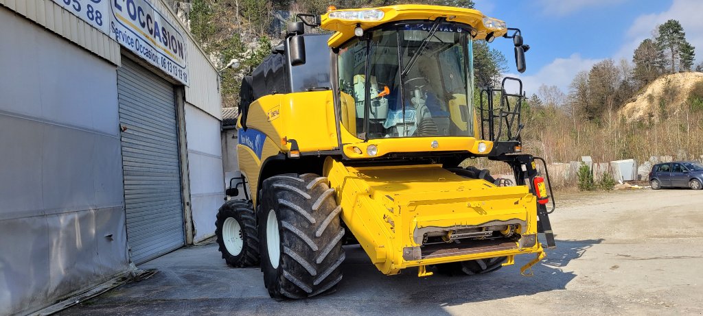 Mähdrescher Türe ait New Holland CX 8090, Gebrauchtmaschine içinde Lalœuf (resim 9)