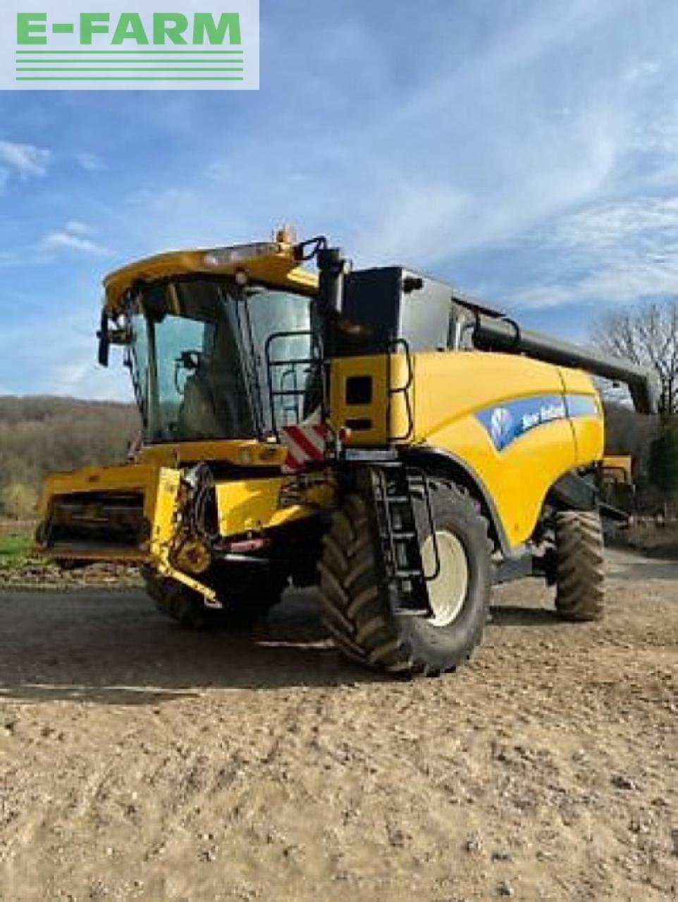 Mähdrescher van het type New Holland cx 8090, Gebrauchtmaschine in MARLENHEIM (Foto 1)