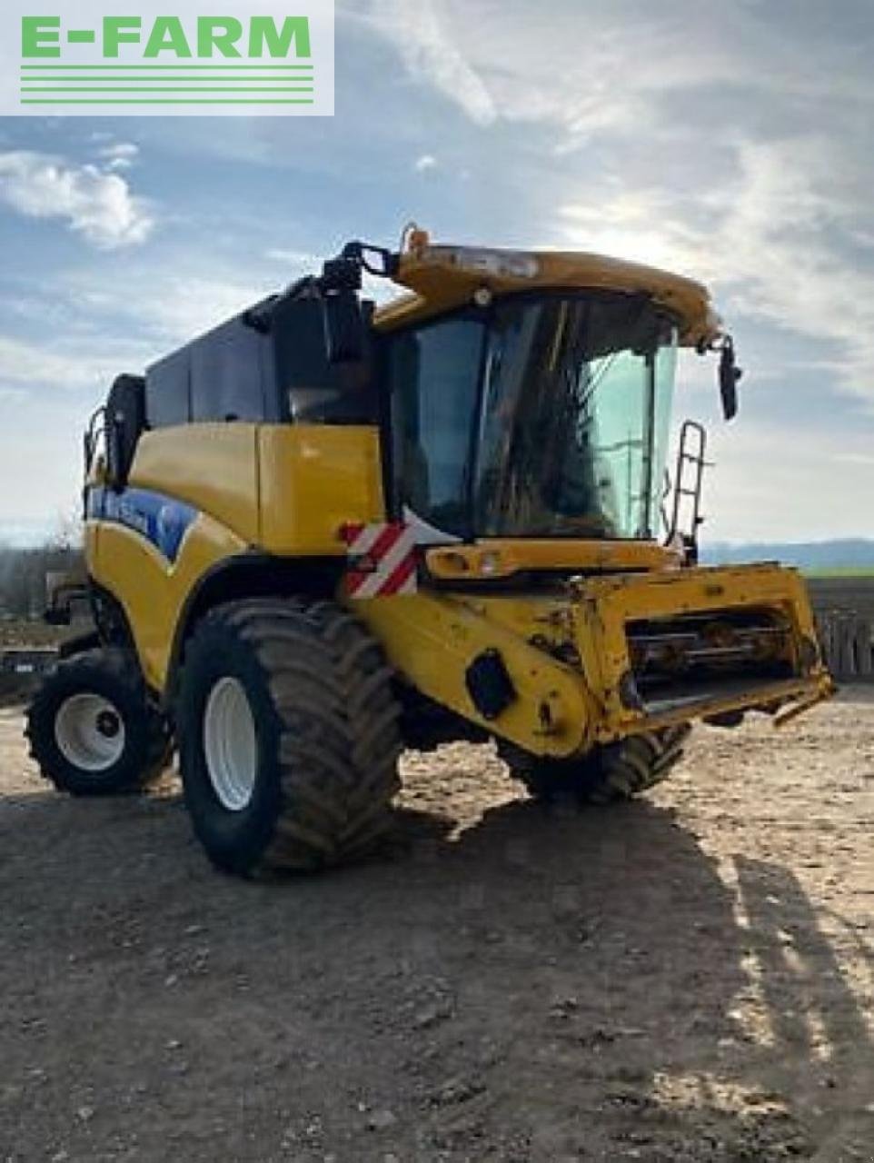 Mähdrescher tip New Holland cx 8090, Gebrauchtmaschine in MARLENHEIM (Poză 2)